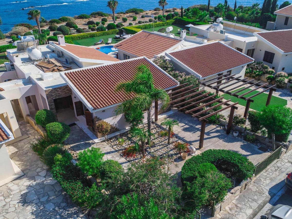 Tequila Sunrise By Ezoria Villas Coral Bay Exterior photo