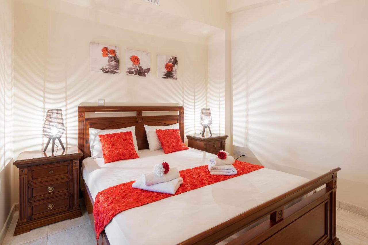 Tequila Sunrise By Ezoria Villas Coral Bay Exterior photo