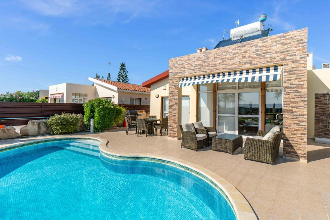Tequila Sunrise By Ezoria Villas Coral Bay Exterior photo